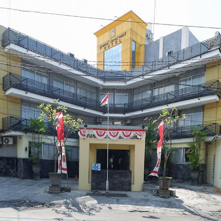 Reddoorz Plus @ Singosari Raya Semarang Exteriör bild
